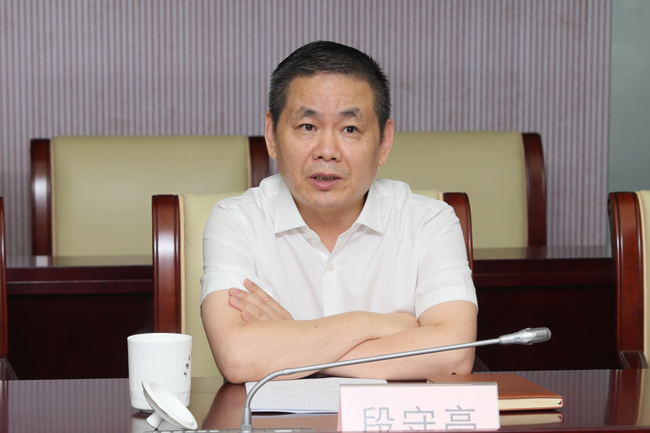 我院张新副院长率队赴嘉定法院调研指导工作