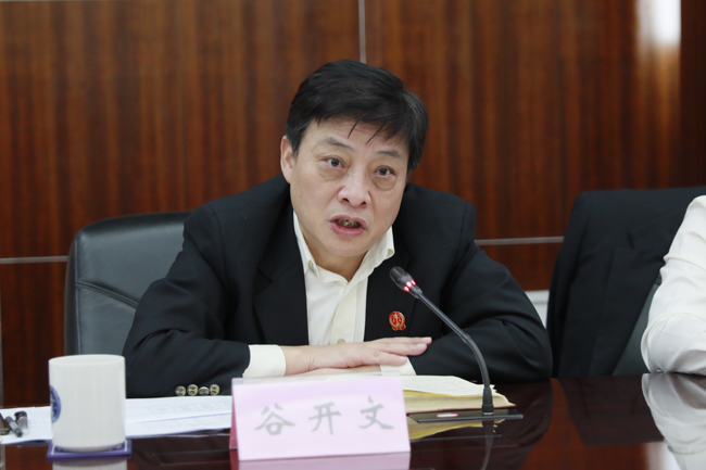 市高院林立副院长一行来到我院专题调研刑事审判队伍建设情况